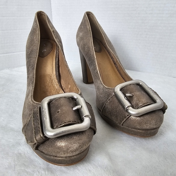 ANTIQUED GOLD FOSSIL PLATFORM SHOES - Picture 9 of 13